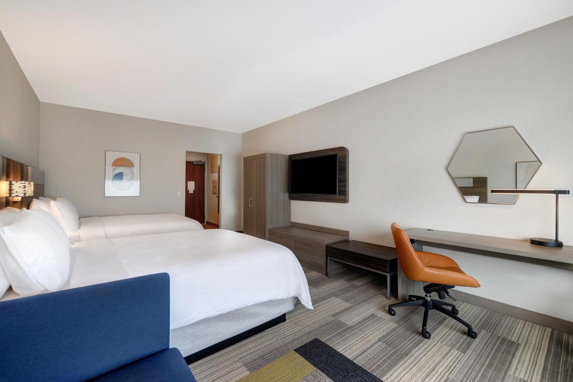 Holiday Inn Express & Suites - Glendale Downtown Extérieur photo